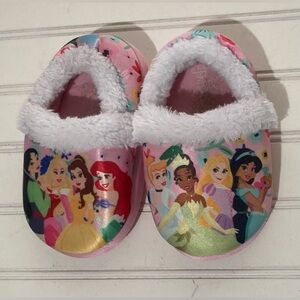 Disney Princess Girl’s Slippers Pink White Size 7/8 Slip On Ariel‎ Mulan Jasmine